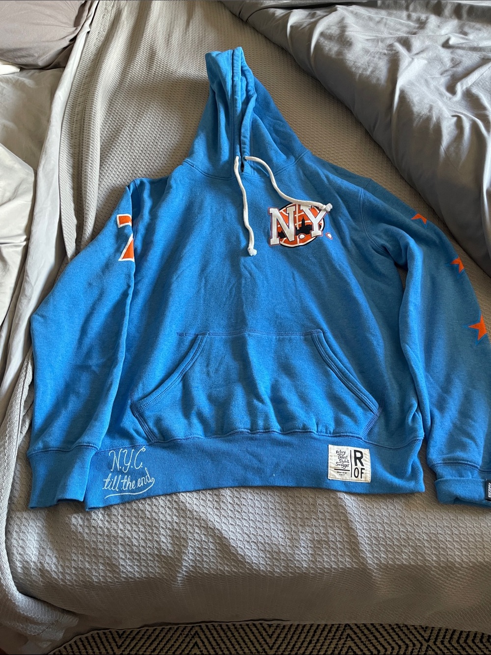 Carmelo Anthony- NYC Til the End
Roots of Fight hoody